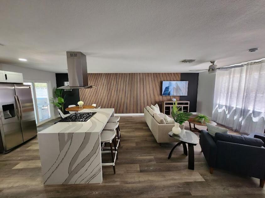 Stylish 4br Oasis - Luxe Backyard Bbq Сasa de vacaciones Las Vegas